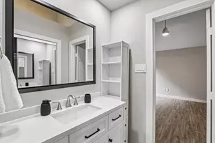 2204 W Park Blvd, Plano, TX 75075 - Photo 16