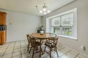329 Alamosa Dr, Hewitt, TX 76643 - Photo 8