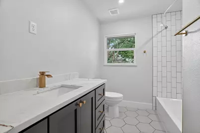 4828 Staples Avenue, Fort Worth, TX 76133 - Photo 26