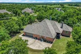 330 Timbers Cir, Poolville, TX 76487 - Photo 6