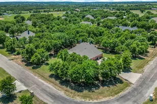 330 Timbers Cir, Poolville, TX 76487 - Photo 10