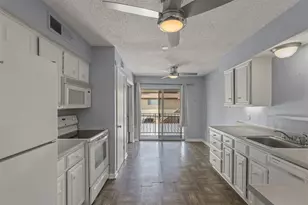 10650 Steppington Dr, Dallas, TX 75230 - Photo 8