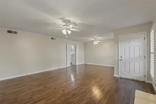 10650 Steppington Dr, Dallas, TX 75230 - Photo 4