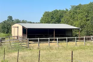 1306 Fm 1331, Thorndale, TX 76577 - Photo 34