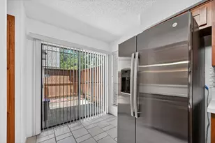 5626 Preston Oaks Rd, Dallas, TX 75254 - Photo 14