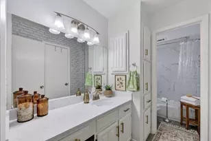 5626 Preston Oaks Rd, Dallas, TX 75254 - Photo 20