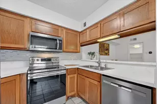 5626 Preston Oaks Rd, Dallas, TX 75254 - Photo 10