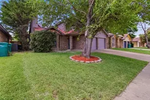 606 Lemons St, Cedar Hill, TX 75104 - Photo 2