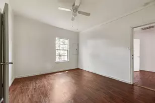 1327 E Baltimore Ave, Fort Worth, TX 76104 - Photo 8
