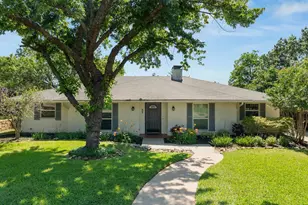 1104 Sunset Dr, Trophy Club, TX 76262 - Photo 2