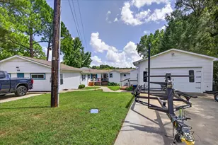 105 Blue Water Cir, Mabank, TX 75156 - Photo 6