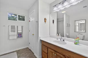 105 Blue Water Cir, Mabank, TX 75156 - Photo 24