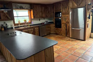 2515 US Hwy 77 Hwy, Lott, TX 76656 - Photo 8