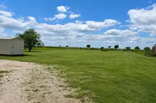 2515 US Hwy 77 Hwy, Lott, TX 76656 - Photo 2