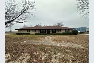 1477 Hcr 3242, Mount Calm, TX 76673 - Photo 1