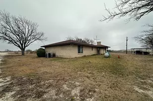 1477 Hcr 3242, Mount Calm, TX 76673 - Photo 24