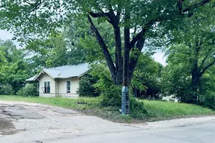 606 Houston St, Sulphur Springs, TX 75482 - Photo 10