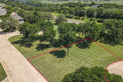4109 Bluff View Drive, Granbury, TX 76048 - Photo 2