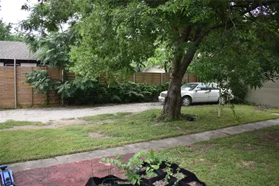 811 Buckalew Street, Dallas, TX 75208 - Photo 32