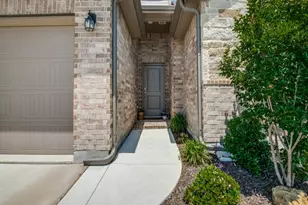 1519 Sheridyn Ln, Krum, TX 76249 - Photo 2