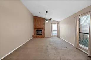 935 Cedarland Blvd, Arlington, TX 76011 - Photo 12