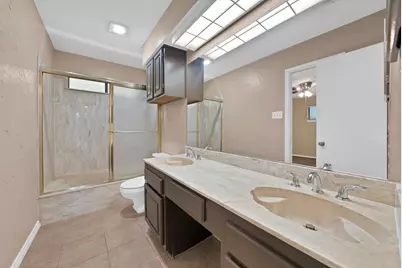935 Cedarland Boulevard, Arlington, TX 76011 - Photo 22