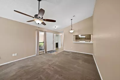 935 Cedarland Boulevard, Arlington, TX 76011 - Photo 14