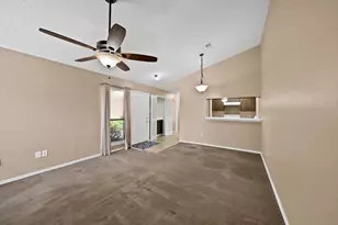 935 Cedarland Blvd, Arlington, TX 76011 - Photo 14
