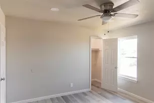 5833 Shadydell Dr, Fort Worth, TX 76135 - Photo 6