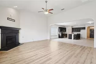 15628 Carlton Oaks Dr, Fort Worth, TX 76177 - Photo 4