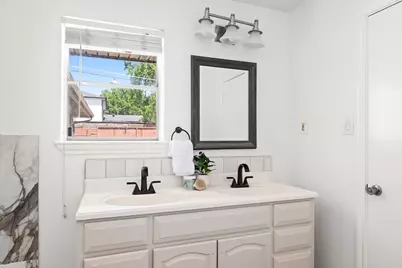 9662 Ferndale Road, Dallas, TX 75238 - Photo 20