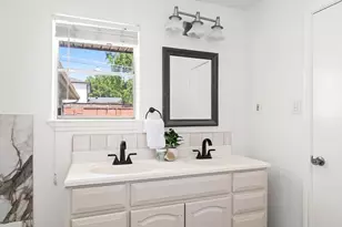 9662 Ferndale Rd, Dallas, TX 75238 - Photo 20
