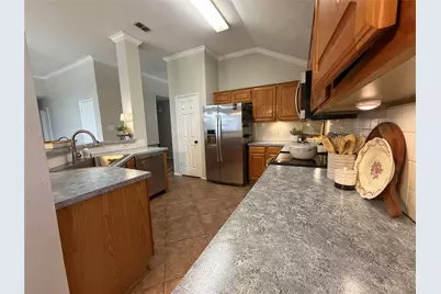 3208 Cliff Oaks Drive, Corinth, TX 76210 - Photo 8