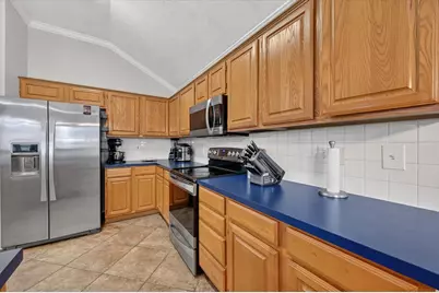 3208 Cliff Oaks Drive, Corinth, TX 76210 - Photo 6