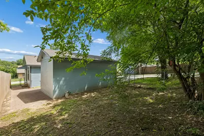 1516 Baxley Street, Carrollton, TX 75006 - Photo 12