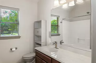 200 Chimney Rock Dr, Waxahachie, TX 75167 - Photo 14
