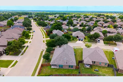 200 Chimney Rock Drive, Waxahachie, TX 75167 - Photo 22