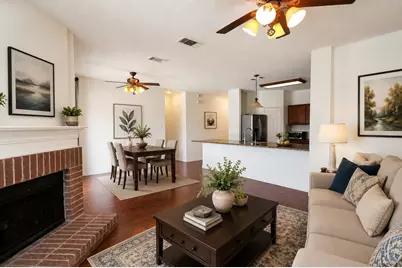 1202 Dorset Court, Arlington, TX 76001 - Photo 4