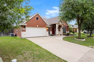 5209 Medallion Ct, Midlothian, TX 76065 - Photo 2