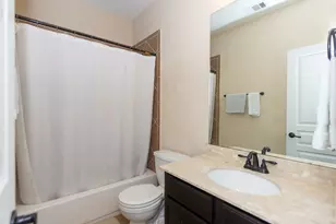 9158 Sunlight Oak Ln, Houston, TX 77070 - Photo 2
