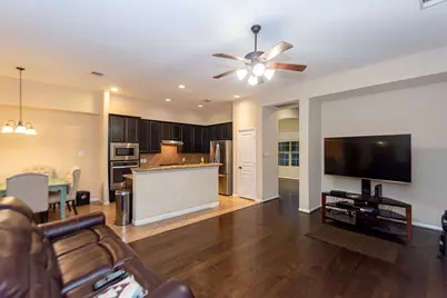 9158 Sunlight Oak Lane, Houston, TX 77070 - Photo 18