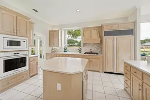 820 Parkwood Ct, McKinney, TX 75072 - Photo 12