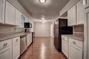 3319 Crites St, Richland Hills, TX 76118 - Photo 2