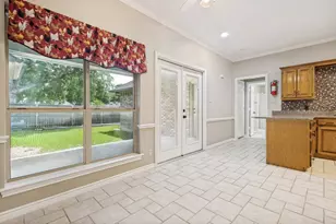 2429 E Windsor Dr, Denton, TX 76209 - Photo 16