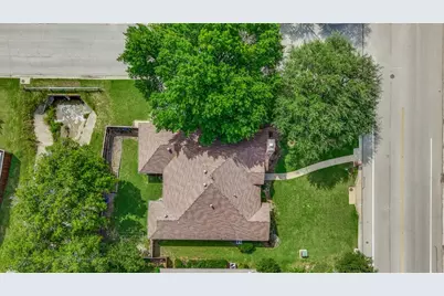 2429 E Windsor Drive, Denton, TX 76209 - Photo 34