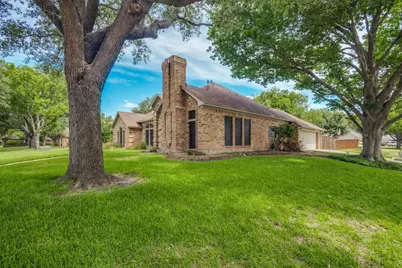 2429 E Windsor Drive, Denton, TX 76209 - Photo 2