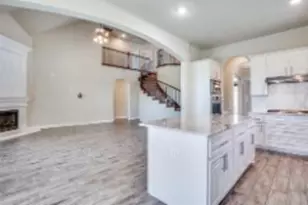 7124 Playa Imperial Ln, Grand Prairie, TX 75054 - Photo 8