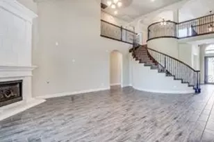 7124 Playa Imperial Ln, Grand Prairie, TX 75054 - Photo 8