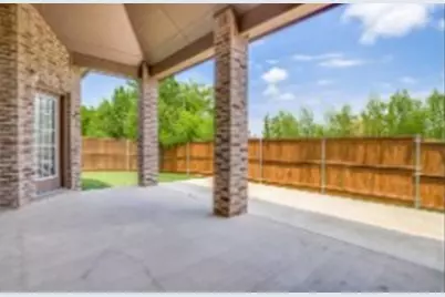 7124 Playa Imperial Lane, Grand Prairie, TX 75054 - Photo 4