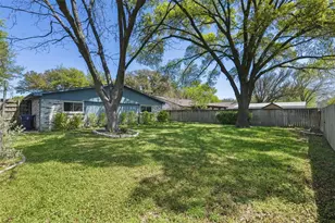 1637 Dell Oak Dr, Garland, TX 75040 - Photo 22